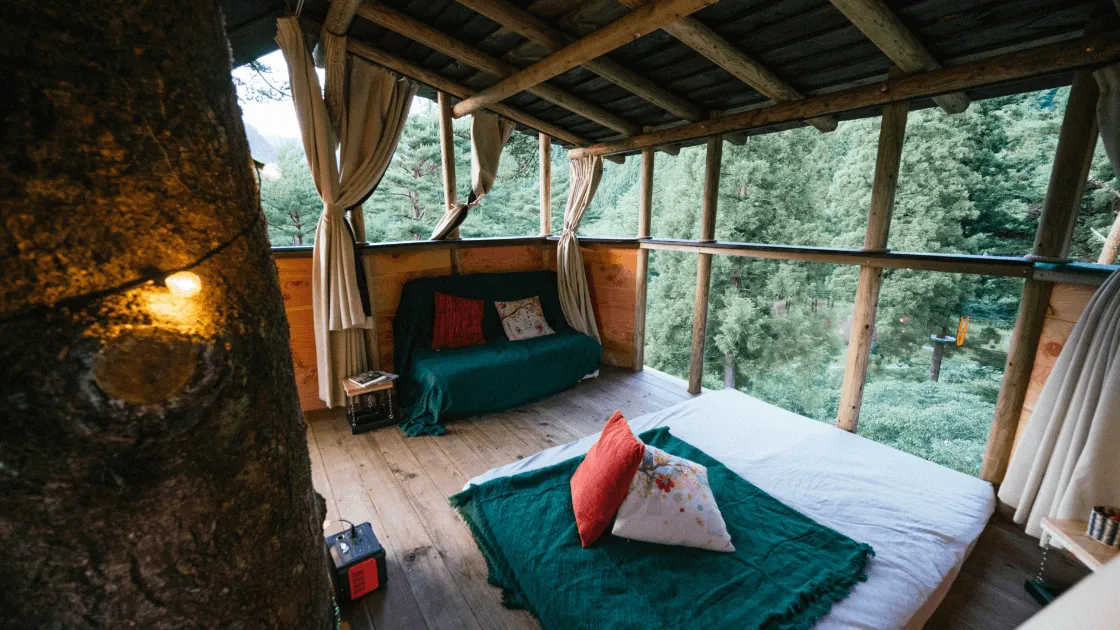 空中の村 - Slide 1