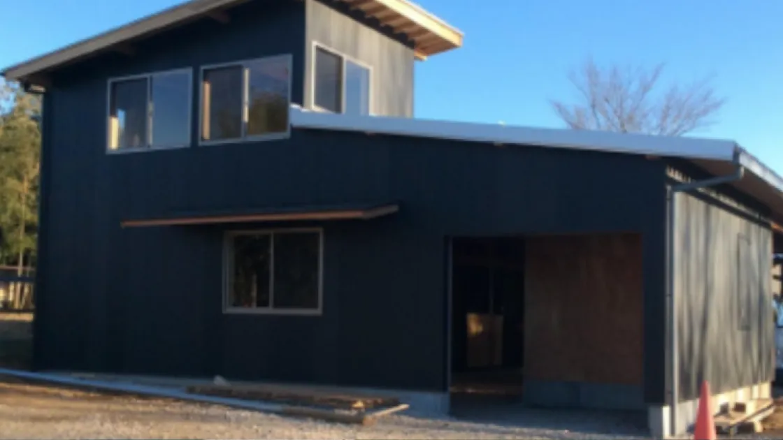 COLZA Farm stay Stable CAMP