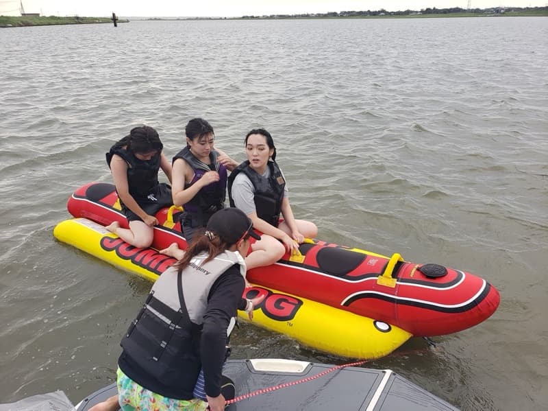 ウェイクボード・バナナボート(施設内)