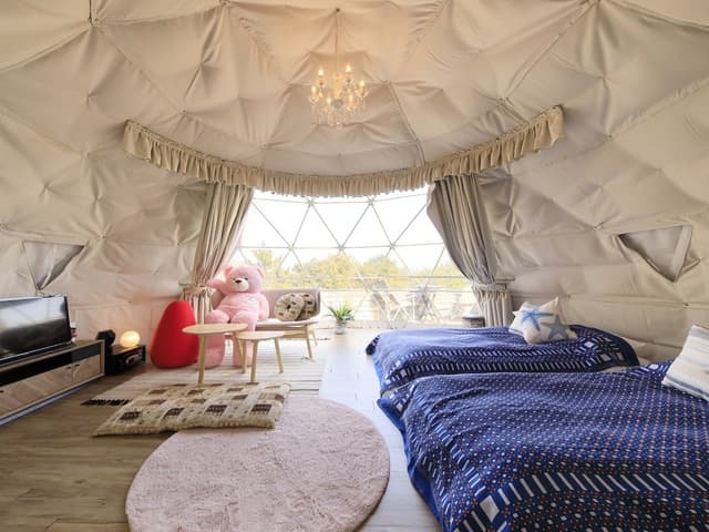 女子会にぴったり!キュートな内装のテント