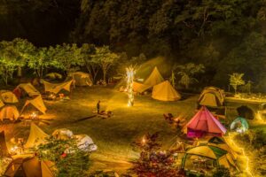 REWILD RIVER SIDE GLAMPING HILL